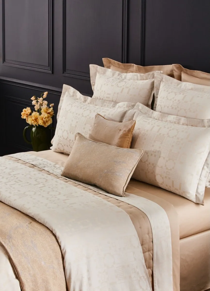 Allure Bedding by Yves Delorme - Organic Cotton