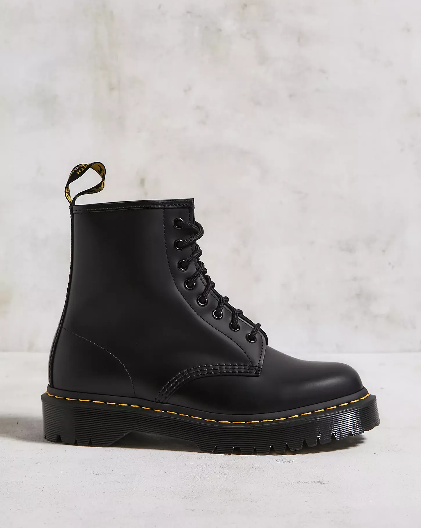 DR. MARTENS 1460 BEX BLACK SMOOTH