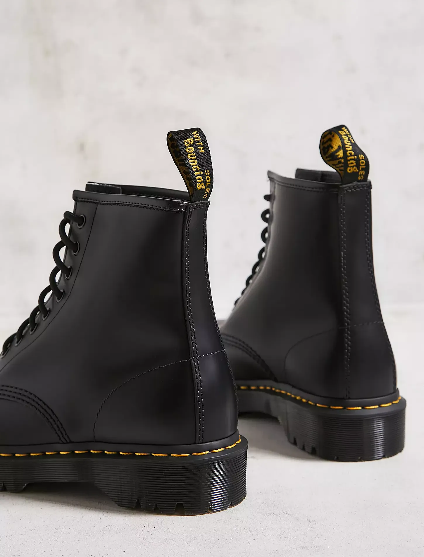 DR. MARTENS 1460 BEX BLACK SMOOTH